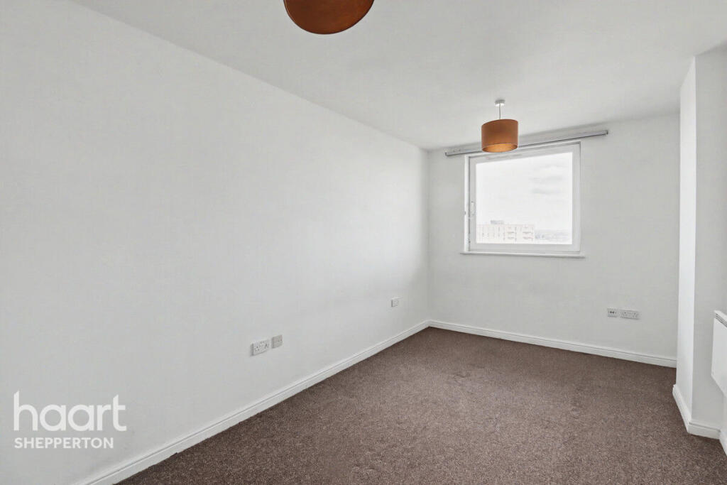 Main image of property: Hamlyn House, Feltham