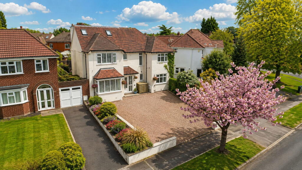 House in Wolverhampton, West Midlands - View 2