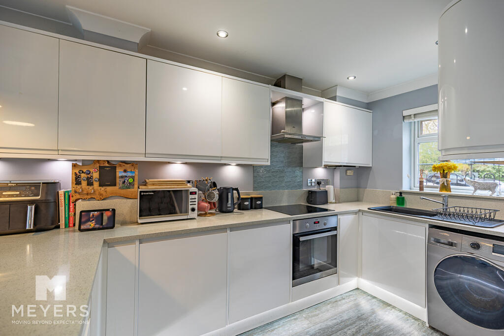 Additional image 4 of St Georges Drive, Bournemouth, BH11 8NZ