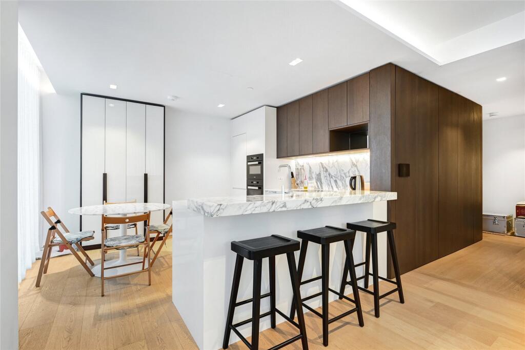 Apartment in London - View 4
