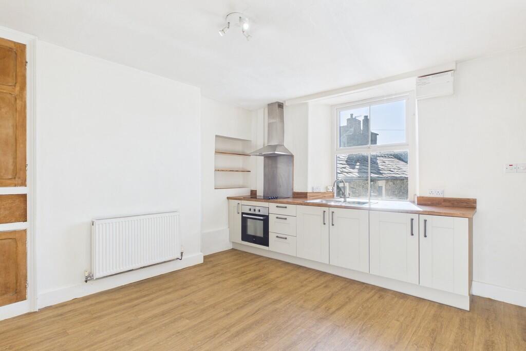 15 Bainbridge Road, Sedbergh, LA10 5AU  photo 2