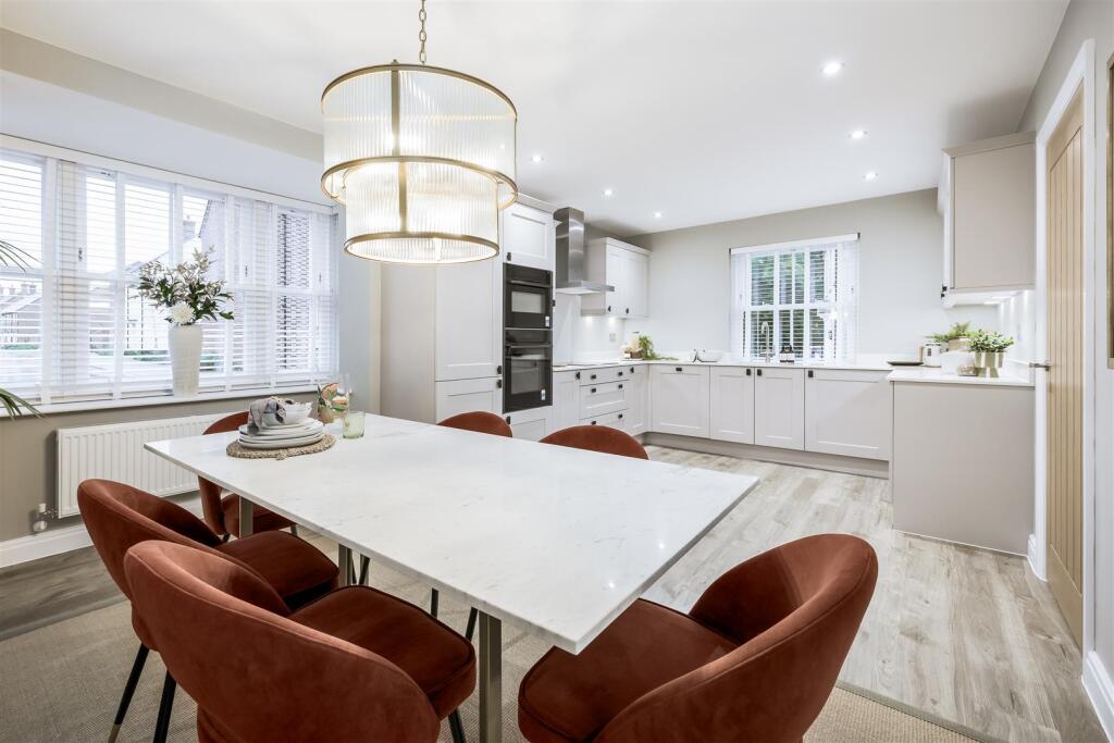 House in Dorchester - View 3