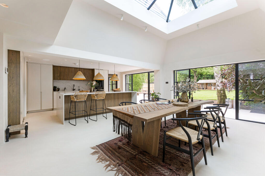 Additional image 3 of The Broadway, Wheathampstead, AL4