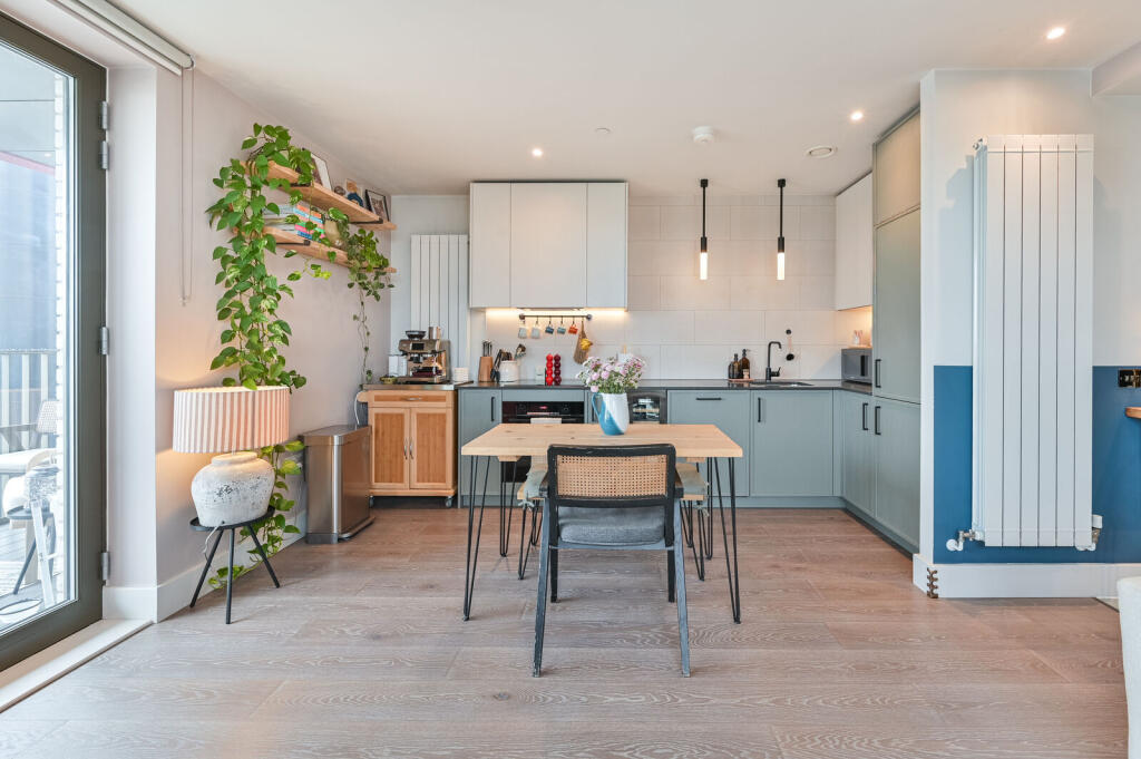 Apartment in London, Royal Arsenal Riverside, Plumstead - View 2