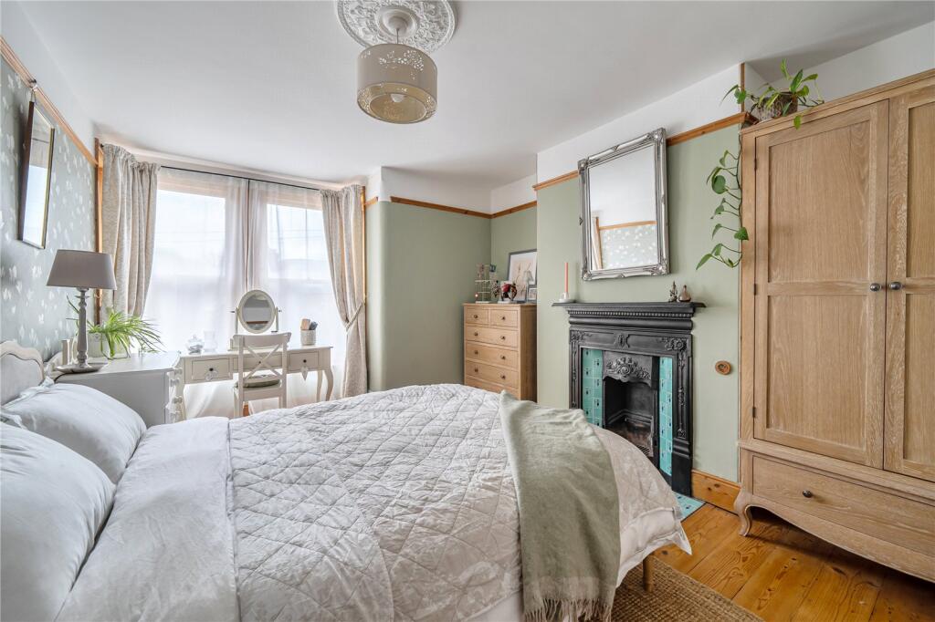 Additional image 9 of Grove Avenue, Yeovil, Somerset