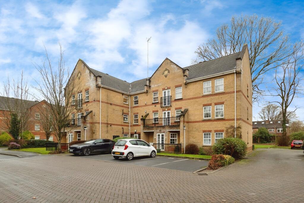 Main image of property: Holly Royde Close, Didsbury, Manchester, Greater Manchester, M20