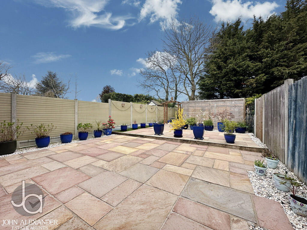 Patten Close, Marks Tey photo 2