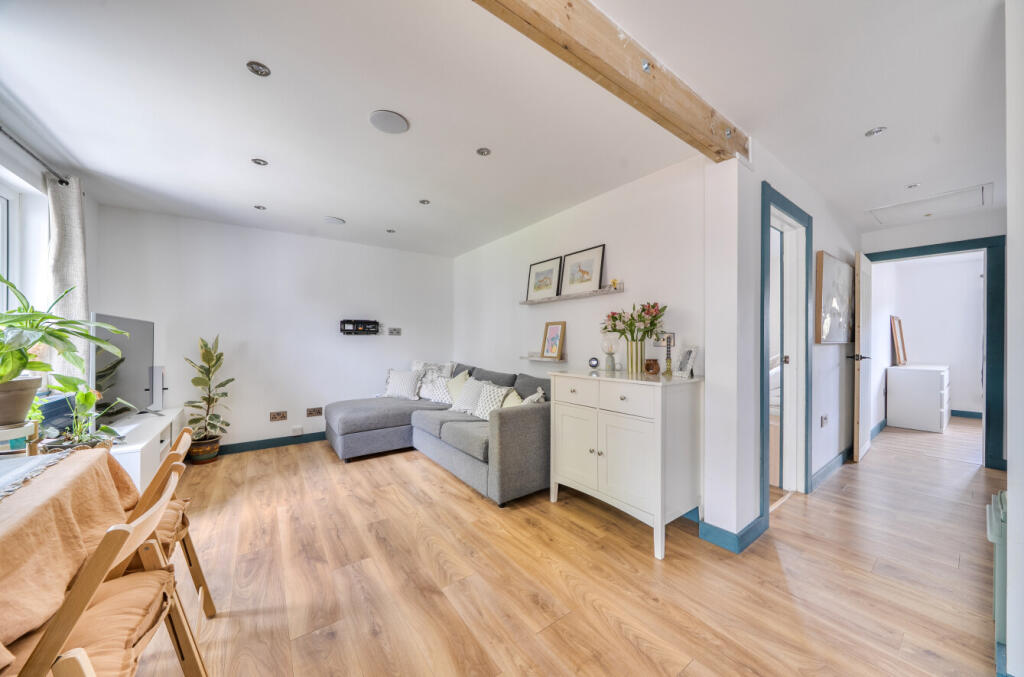House in Wealden, Polegate - View 5