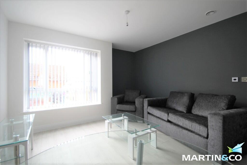 Apartment in Birmingham, Harborne - View 3