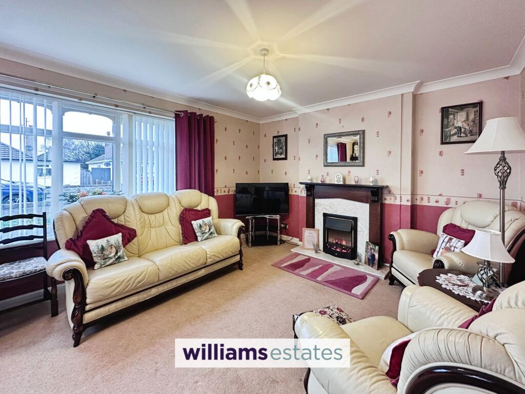 Winchester Drive, Prestatyn, LL19 photo 3