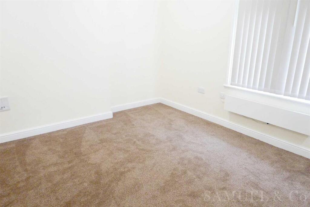 Apartment in Dudley - View 2