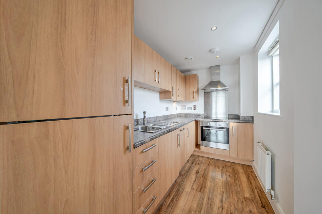 Apartment in London - More