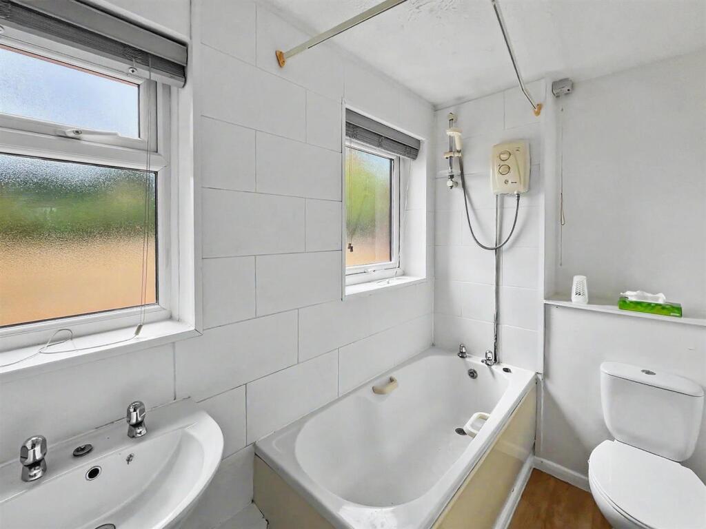 Littlecote Drive, Erdington photo 5