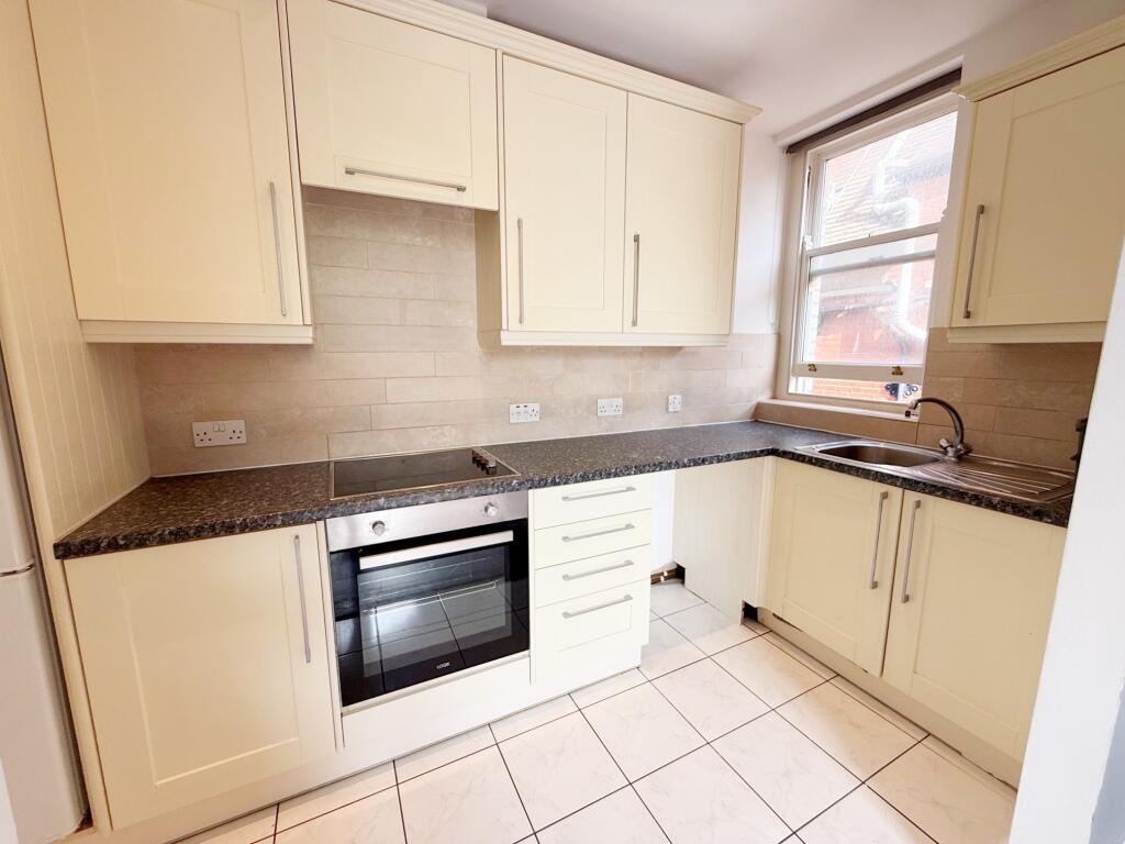 Apartment in Brighton - View 4