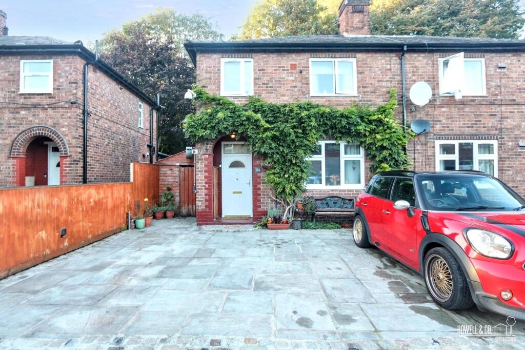 3-bed semi-detached on Secker Avenue, WA4, £269,950
