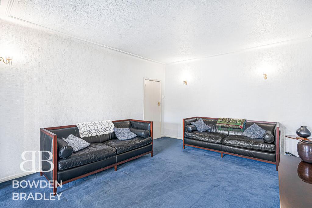 House in London - View 5