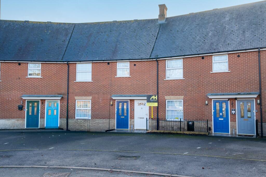 1-bed flat on Johnson Way, Ludgershall, SP11 9TR, £117,000