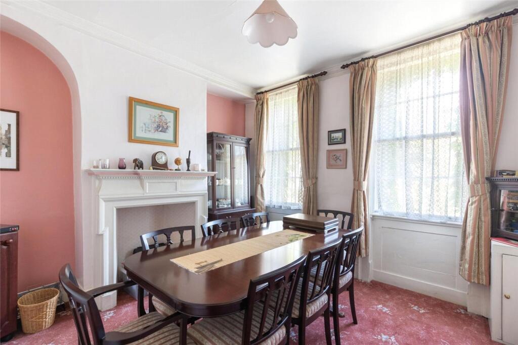 House in London - View 5