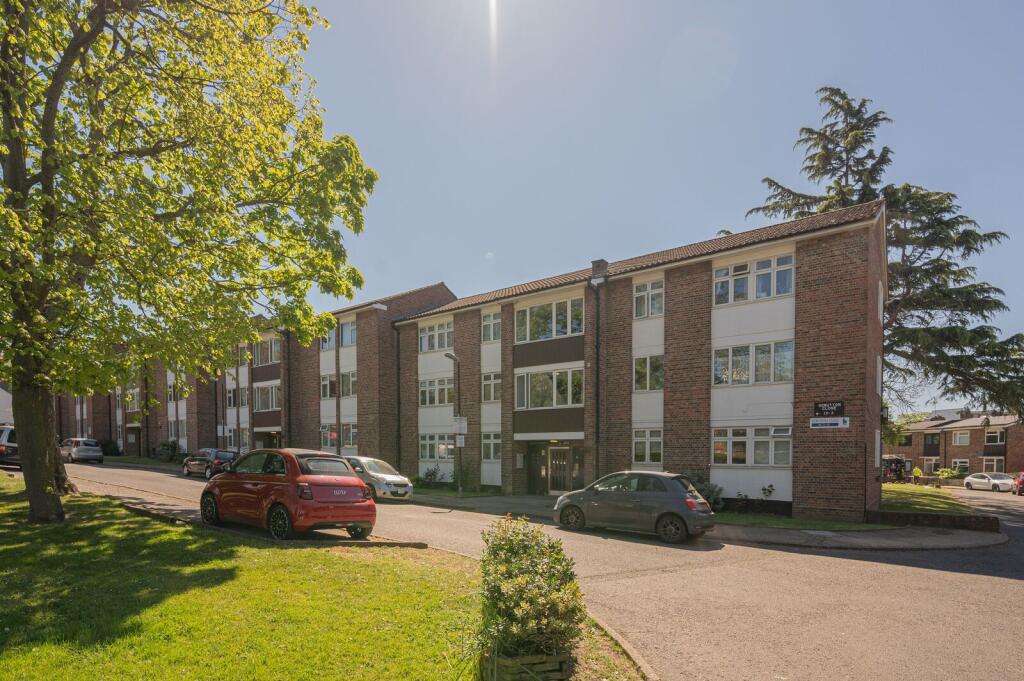 Main image of property: Scrutton Close, Balham, London, SW12