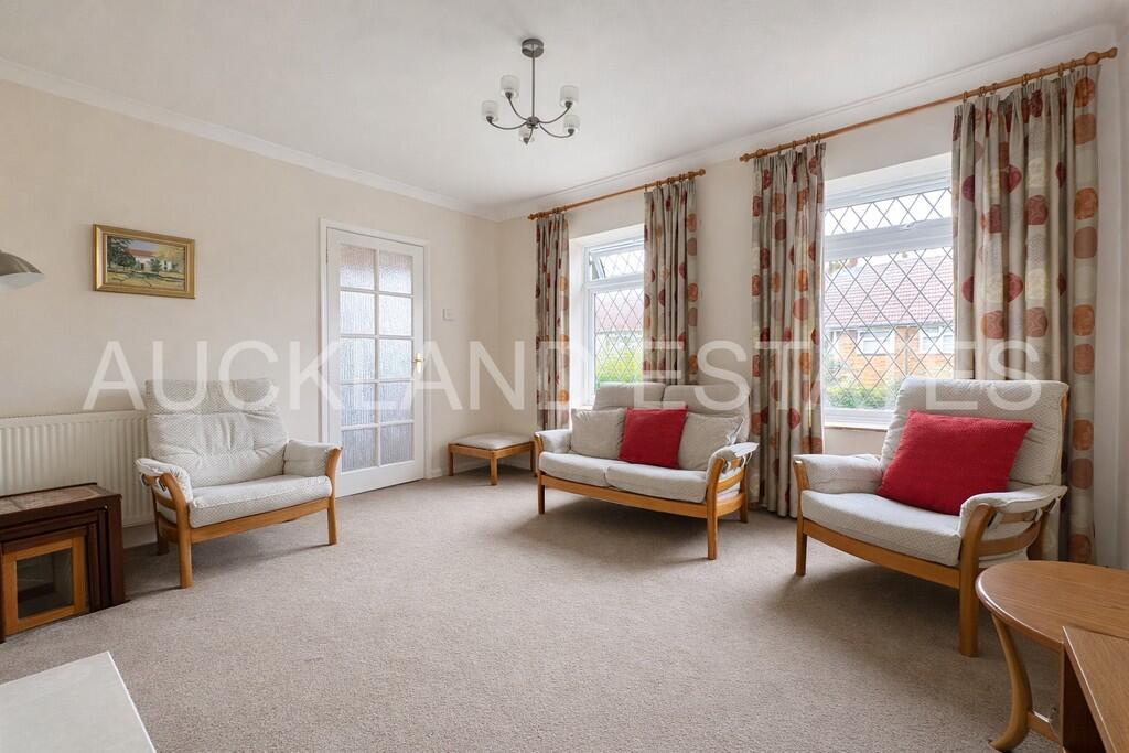 House in Potters Bar, Oakmere - View 5