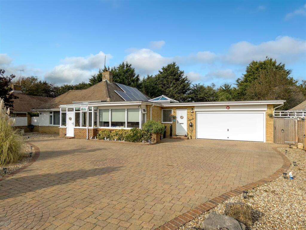 Michel Grove, The Willowhayne, East Preston