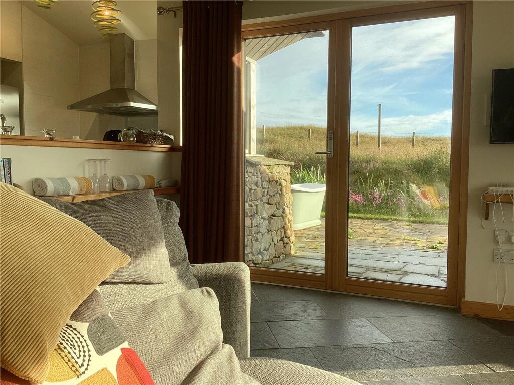House in Argyll and Bute, Risabus - More