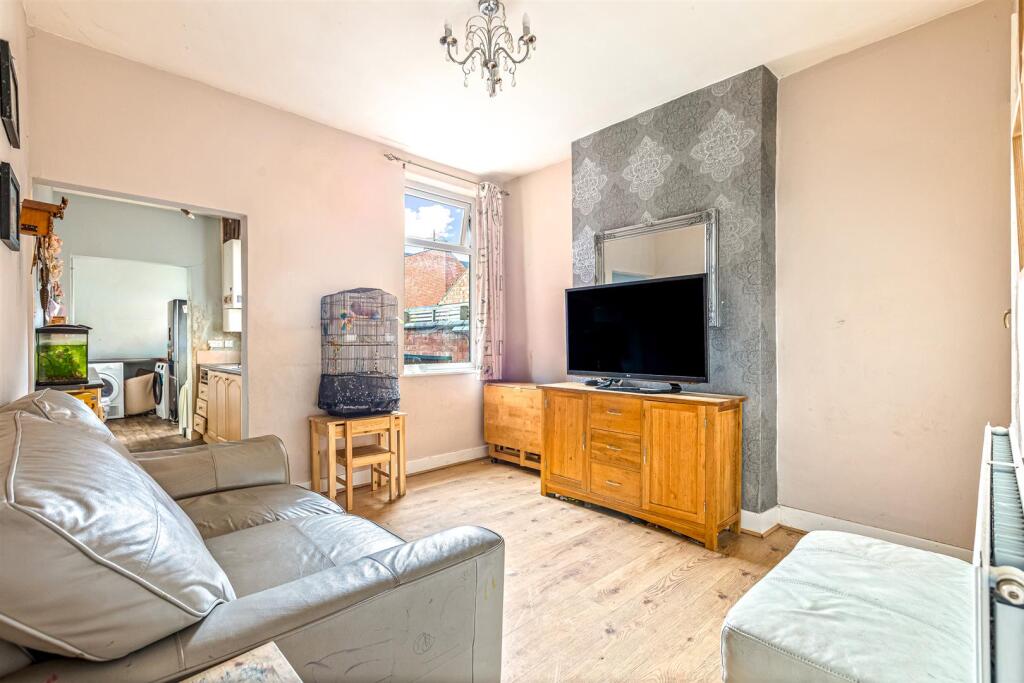 House in Leicester - View 3