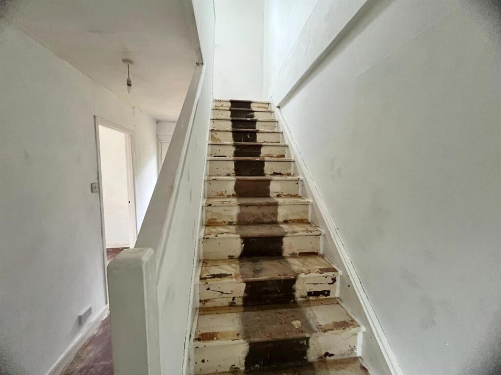 House in Kilmarnock - View 4