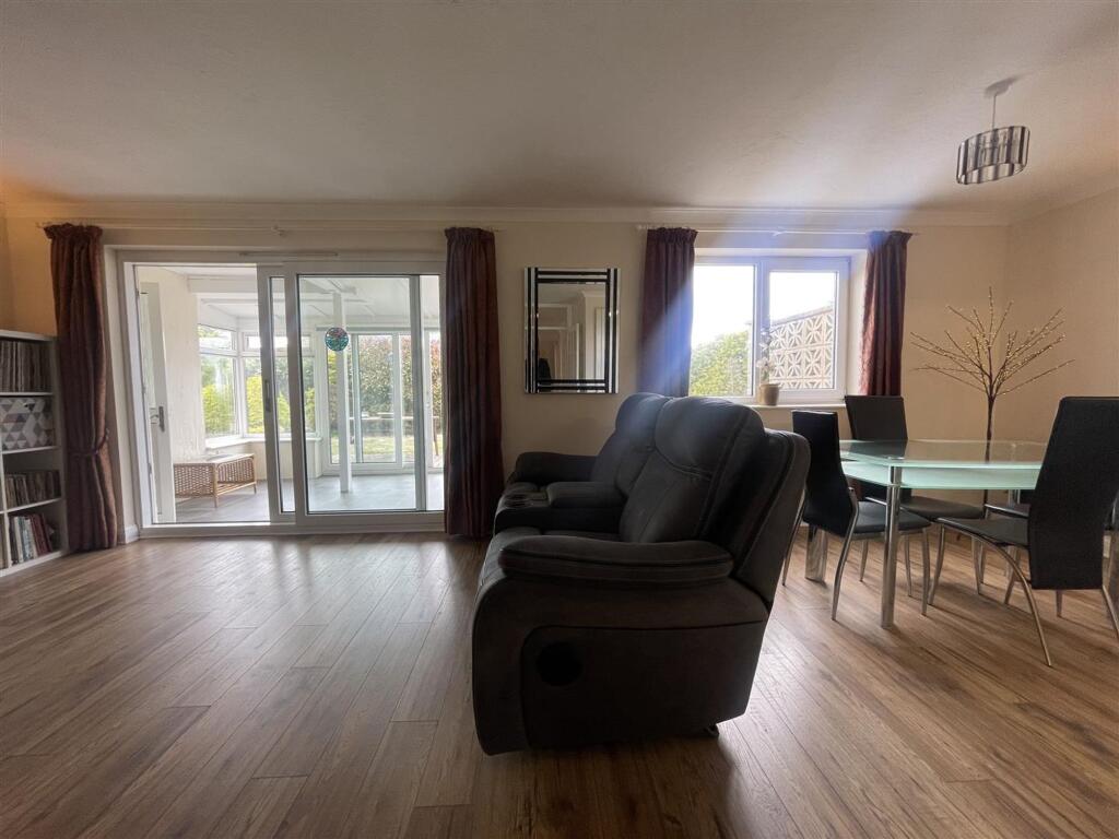 House in Brighton - View 5