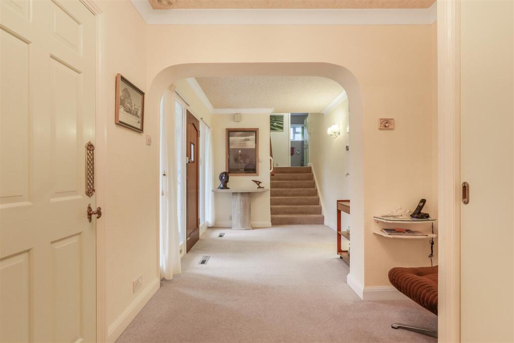 Highfield Close, Kenilworth photo 4