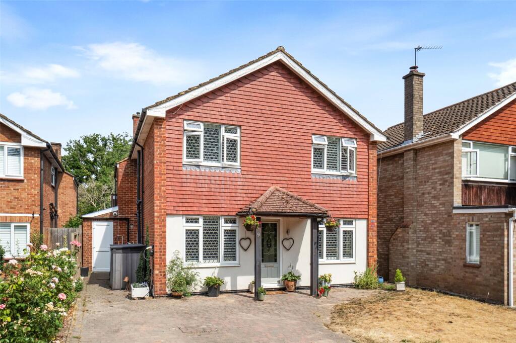 Main image of property: Elizabeth Gardens, Sunbury, TW16