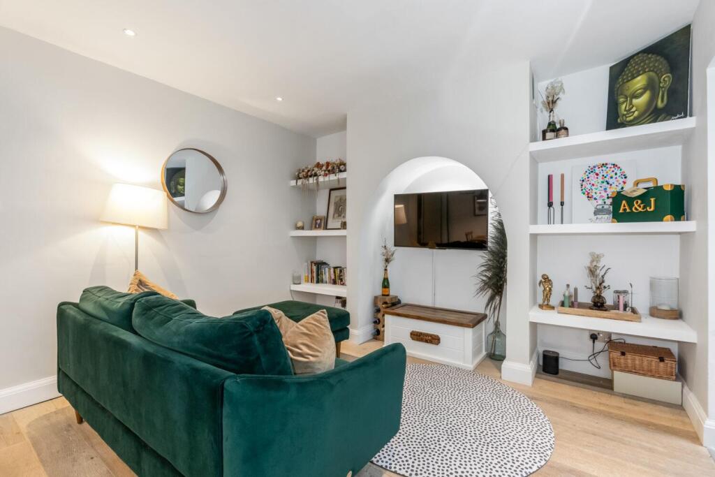 Main image of property: Mosslea Road, Anerely, London, SE20