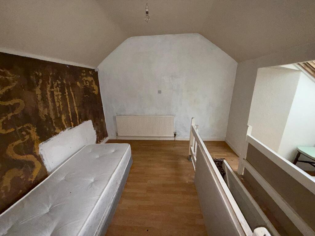 House in Rotherham, Dinnington St. John's - View 5