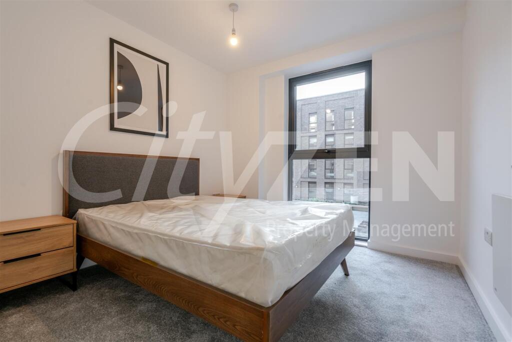 Apartment in Salford, Ordsall - View 3