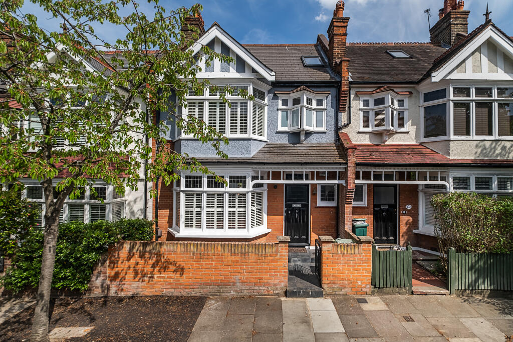 6-bed house on Muncaster Road, London, SW11, £2,450,000