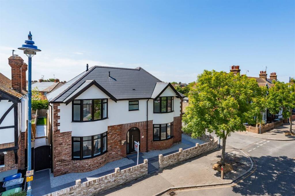5-bed detached on Cromwell Road, Whitstable, £950,000