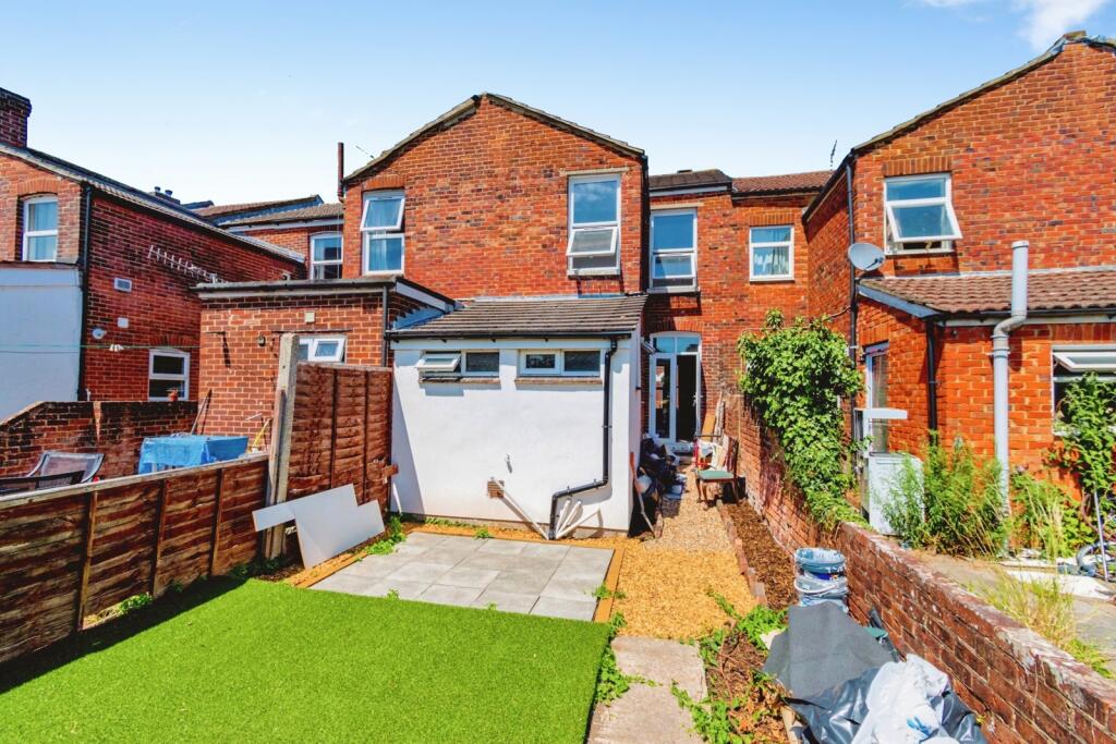 House in Southampton, Bevois Mount, Westwood Park - More