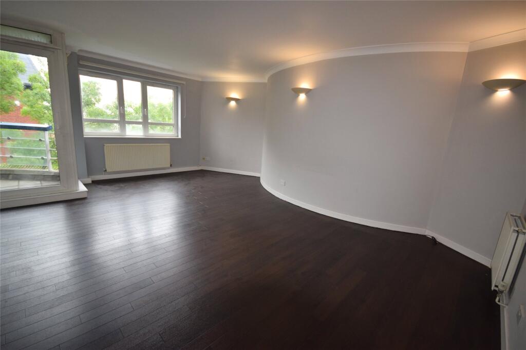 Main image of property: High Street, PURLEY, Surrey, CR8
