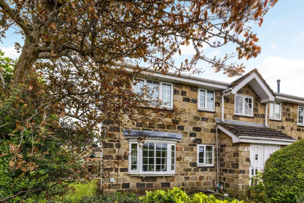 Main image of property: Kirk Lane,Yeadon,Leeds,LS19