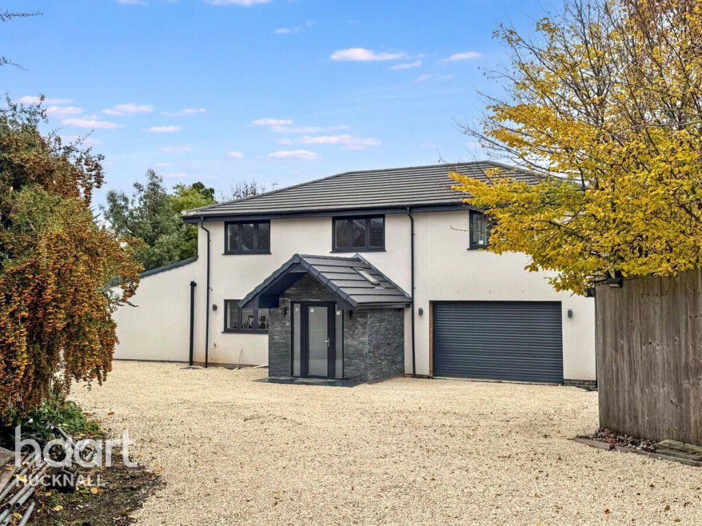 5-bed detached on Bishops Way, Nottingham, £525,000