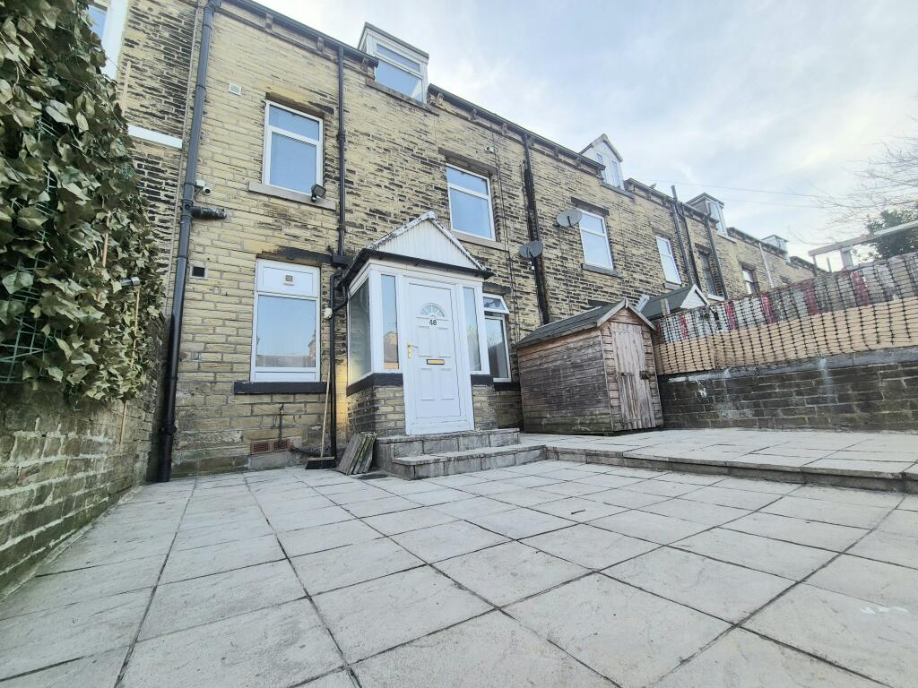 Main image of property: Savile Park Street, HALIFAX
