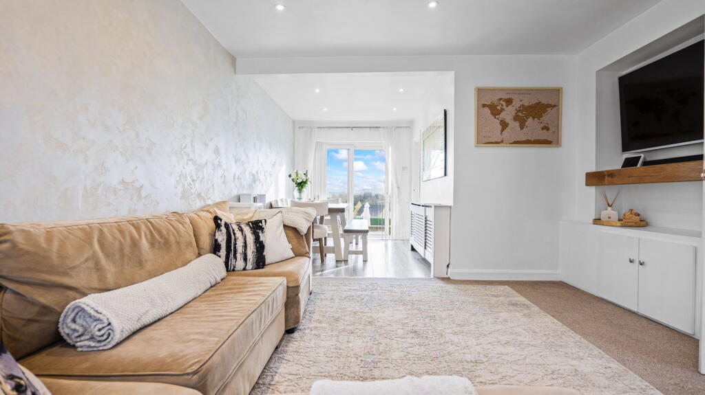 Baxter Drive, Wadsley Bridge, Sheffield, S6 1GH photo 3