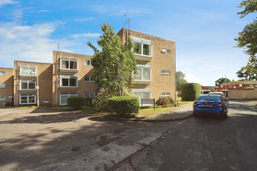 Main image of property: Mount Way, Higher Bebington