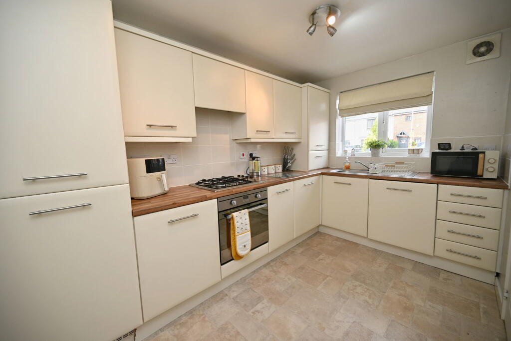 House in Sheffield - View 5