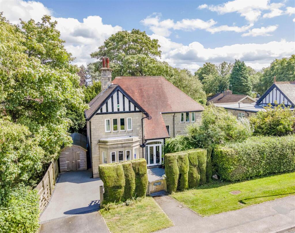 Main image of property: Pannal Ash Road, Harrogate