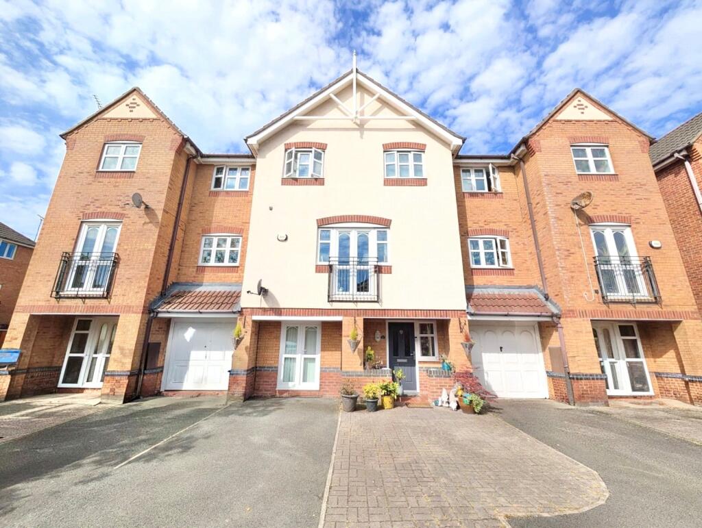 Main image of property: Mill Croft, Neston, Cheshire, CH64