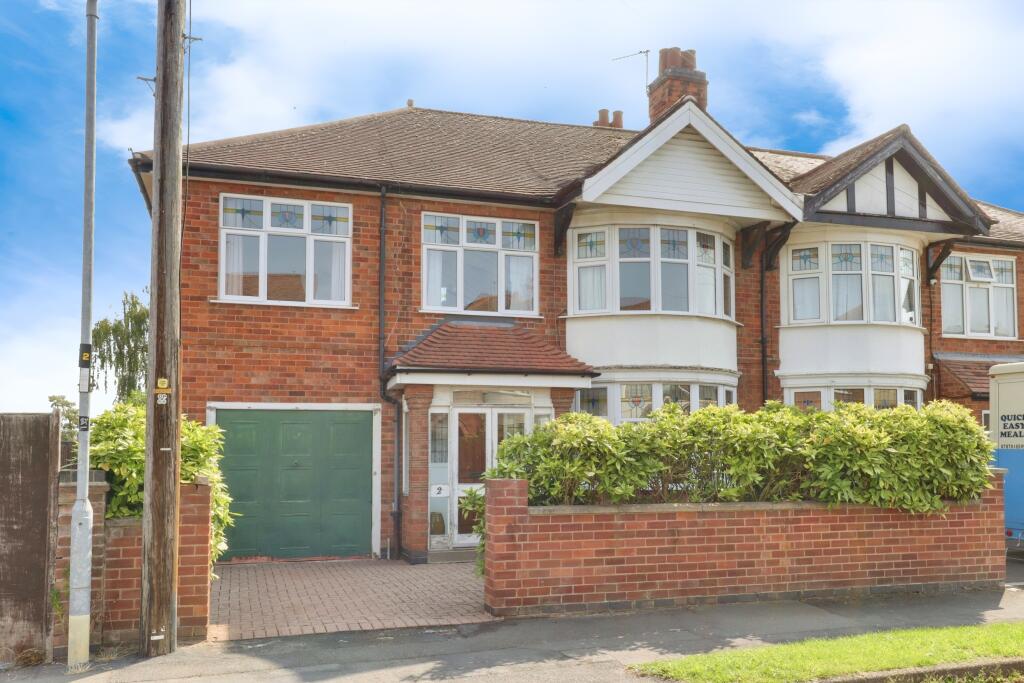 5-bed semi-detached on Cliffwood Avenue, Leicester, LE4, £450,000