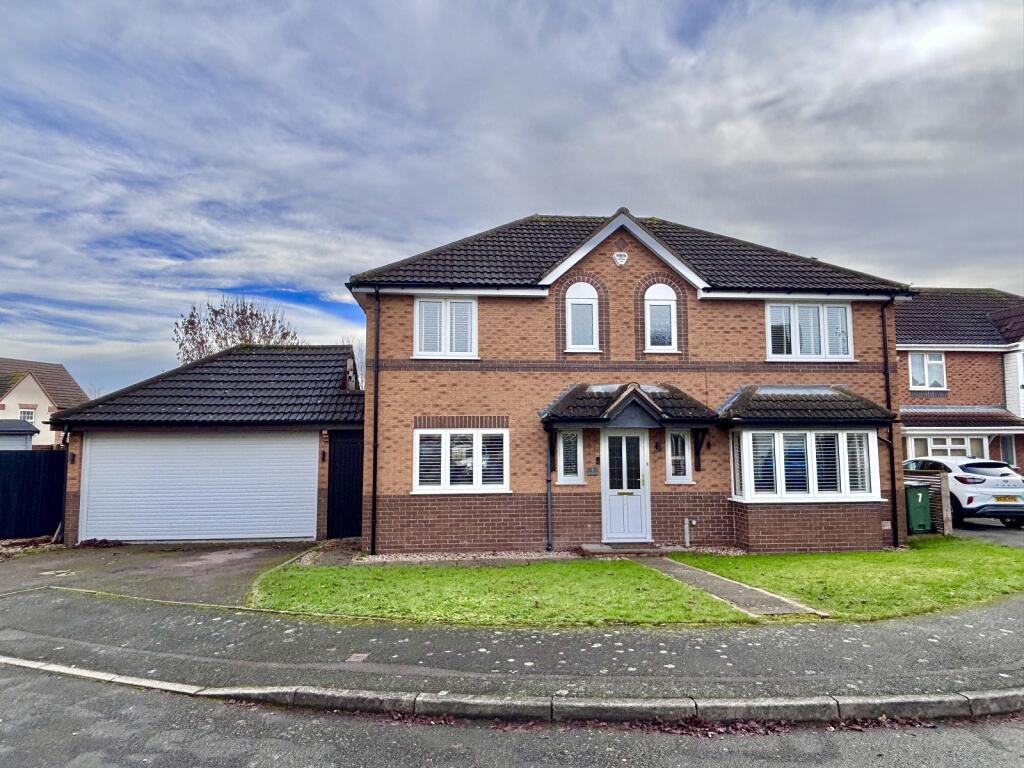 Main image of property: Greylag Close, Whetstone, Leicester, Leicestershire. LE8 6ZS