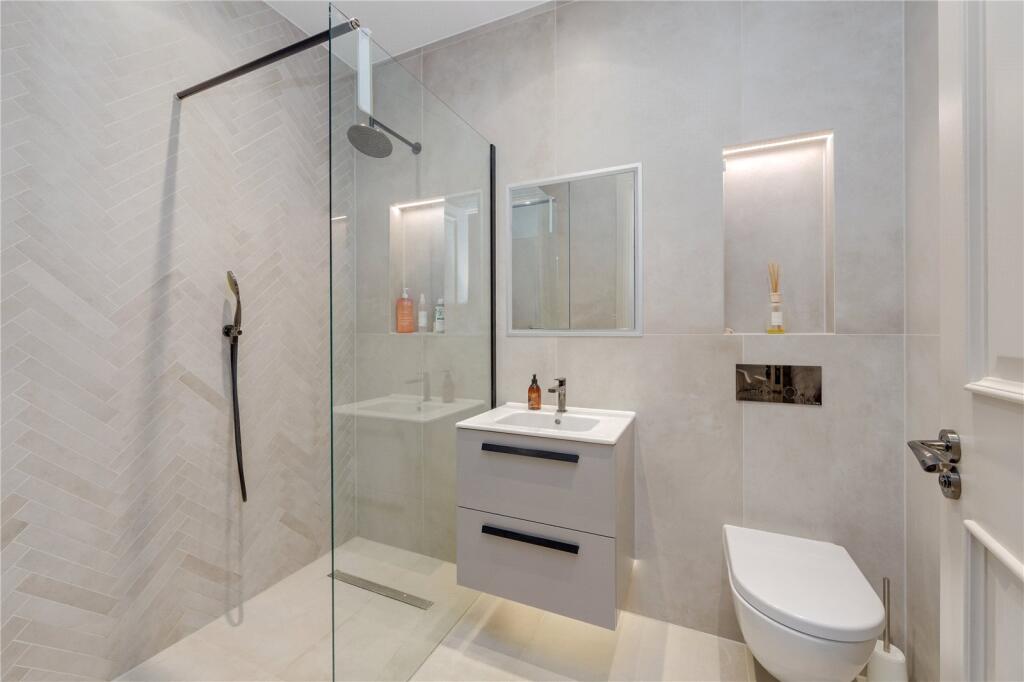 Additional image 17 of Hanstead House, Bricket Wood, St Albans, AL2