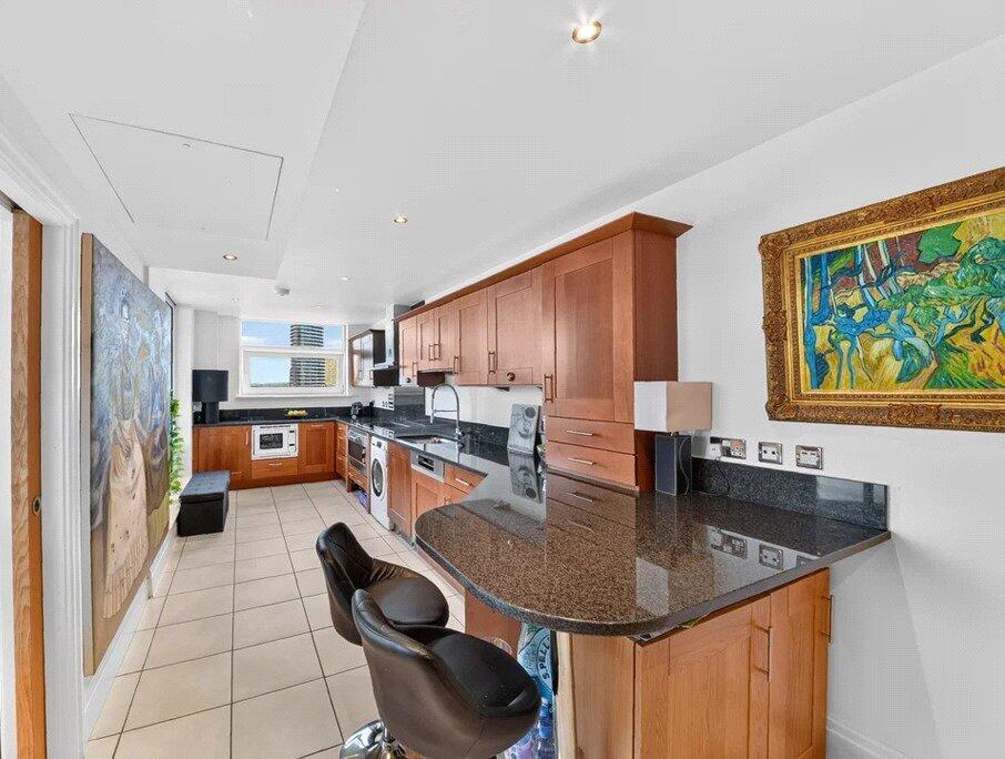 Apartment in London - View 4